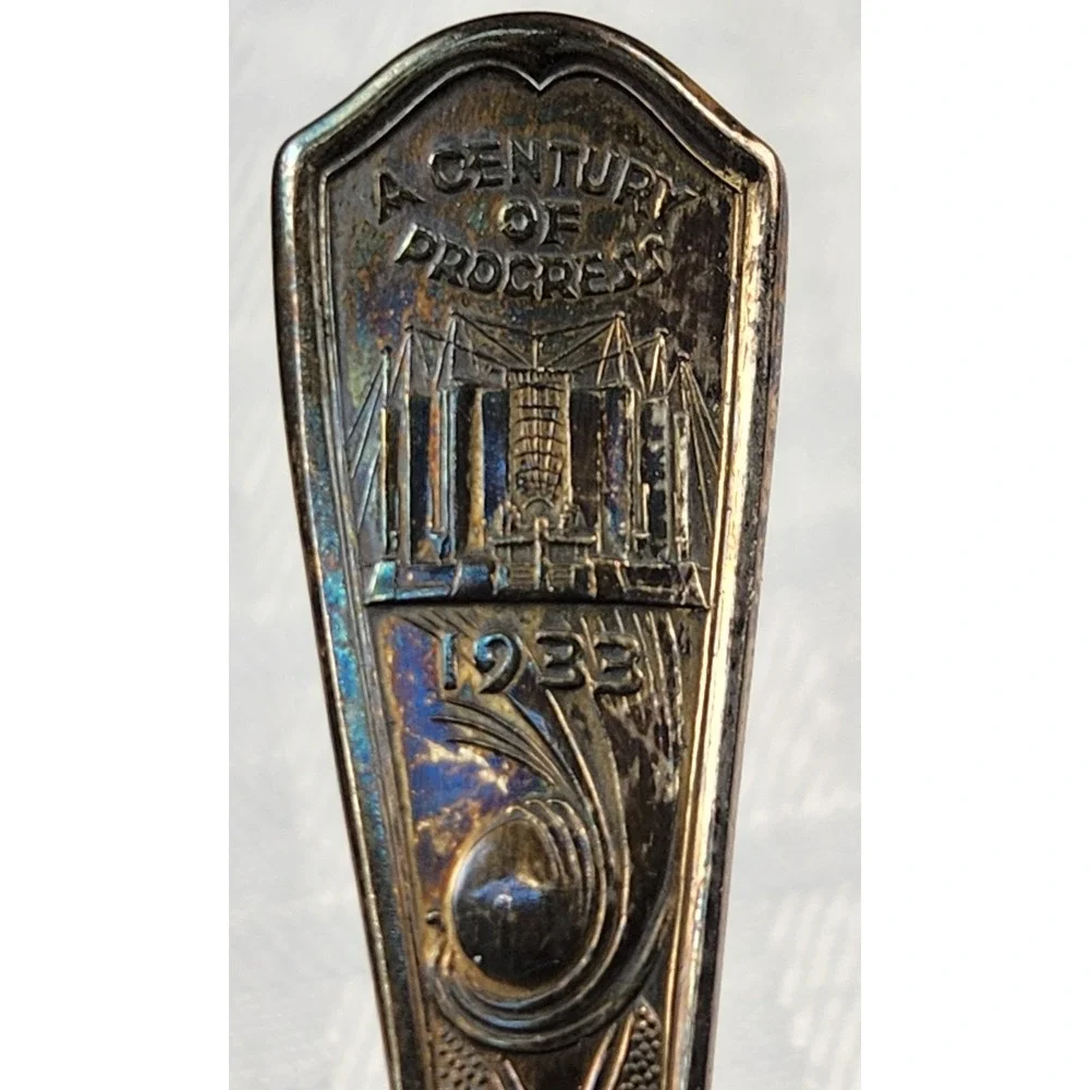 1933 Chicago Science Court Worlds Fair Souvenir Spoon Oneida Century Of Progress